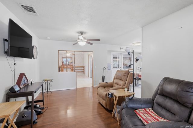 9418 GOLD DUST DR, San Antonio, TX 78245