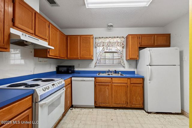 1629 Springridge Road, Gautier, MS 39553