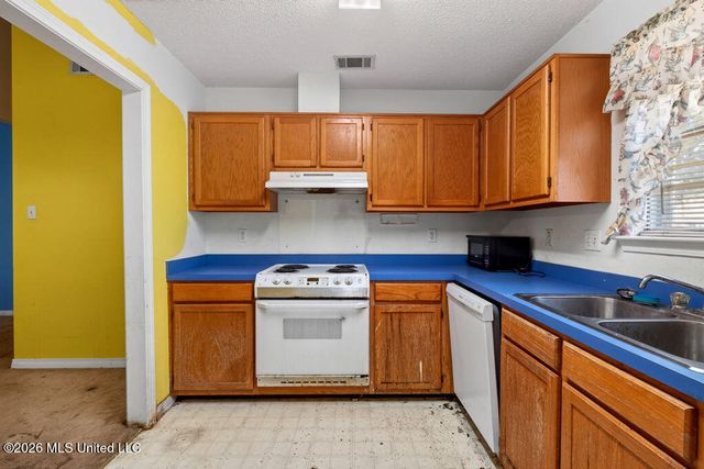 1629 Springridge Road, Gautier, MS 39553
