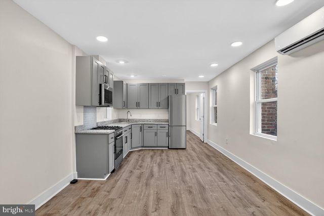 1821 T ST NW, Washington, DC 20009