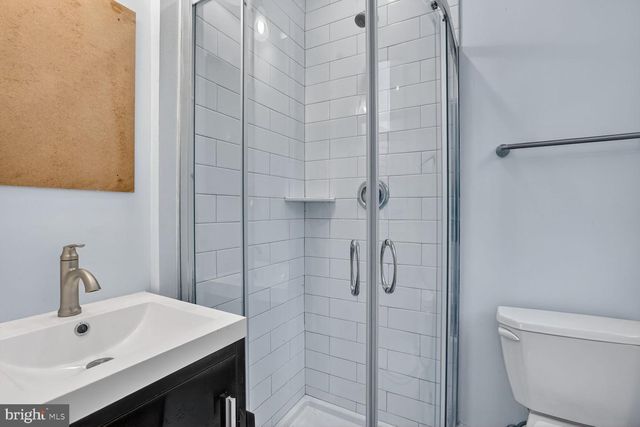 1821 T ST NW, Washington, DC 20009