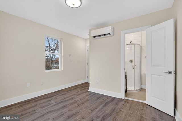 1821 T ST NW, Washington, DC 20009