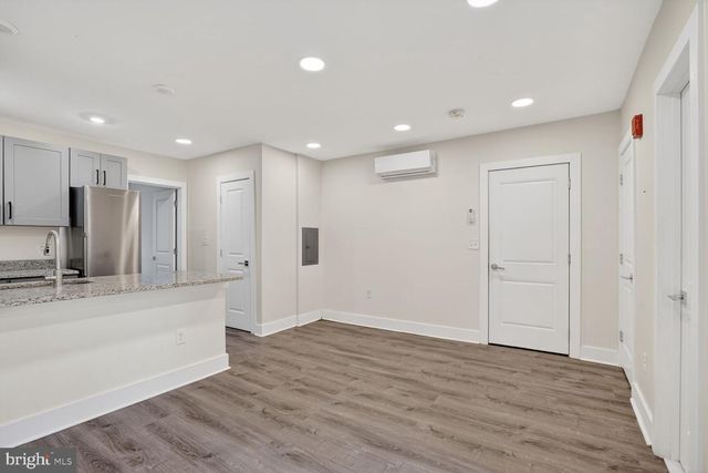 1821 T ST NW, Washington, DC 20009