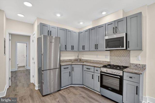 1821 T ST NW, Washington, DC 20009