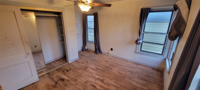 2839 Handley Drive, Fort Worth, TX 76112