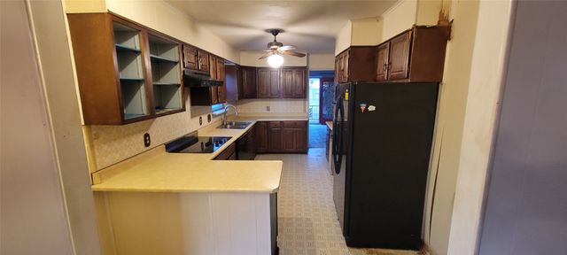 2839 Handley Drive, Fort Worth, TX 76112