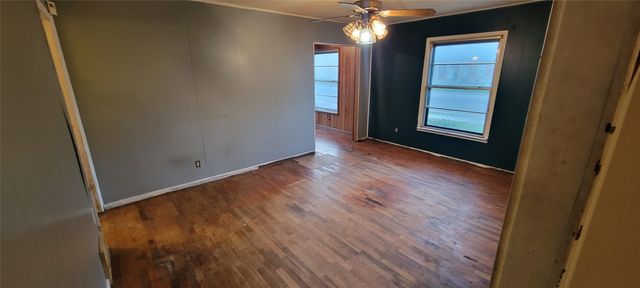 2839 Handley Drive, Fort Worth, TX 76112