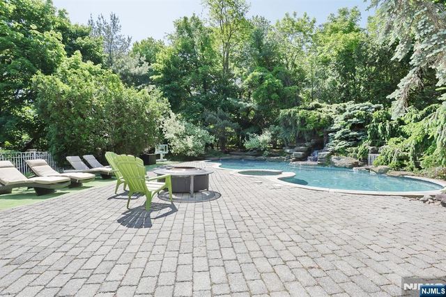 273 Glen Road, Woodcliff Lake, NJ 07677
