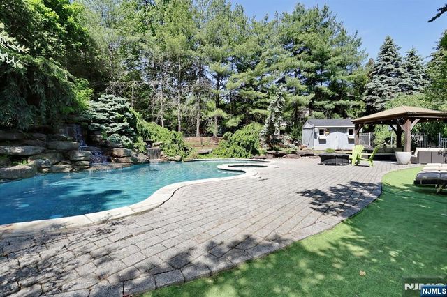 273 Glen Road, Woodcliff Lake, NJ 07677