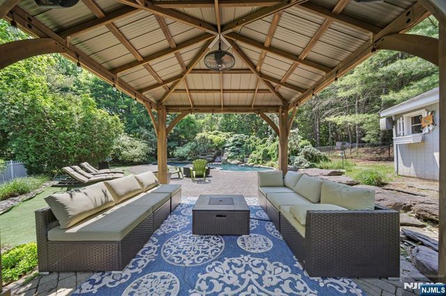 273 Glen Road, Woodcliff Lake, NJ 07677