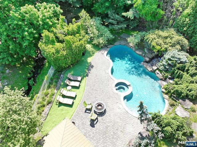 273 Glen Road, Woodcliff Lake, NJ 07677