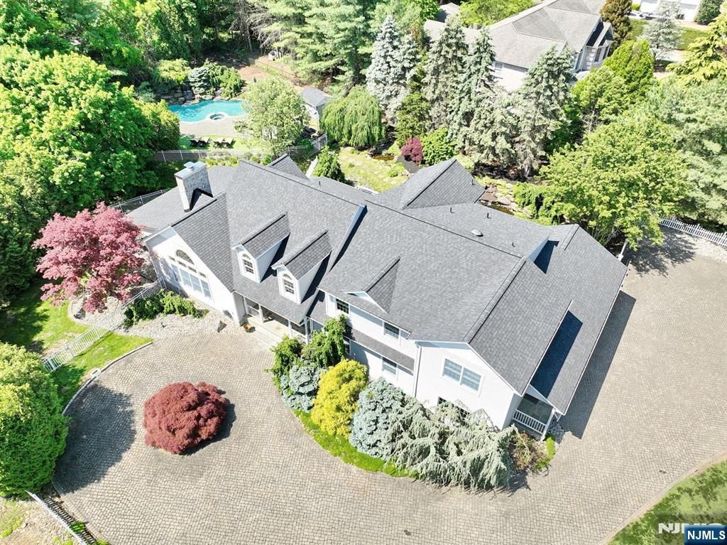 273 Glen Road, Woodcliff Lake, NJ 07677