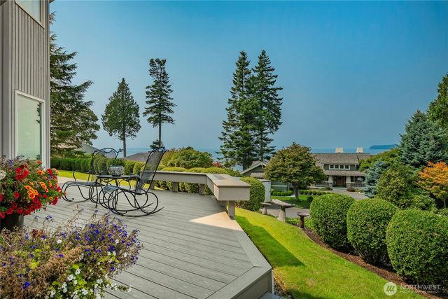 9175 Belted Kingfisher Road, Blaine, WA 98230