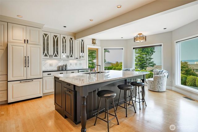 9175 Belted Kingfisher Road, Blaine, WA 98230