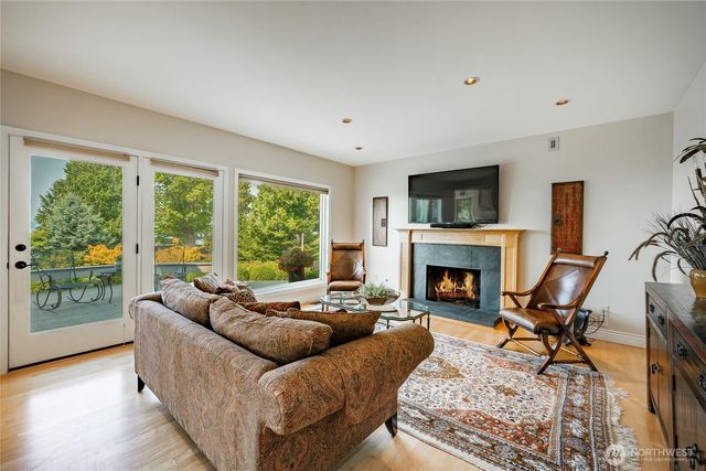 9175 Belted Kingfisher Road, Blaine, WA 98230