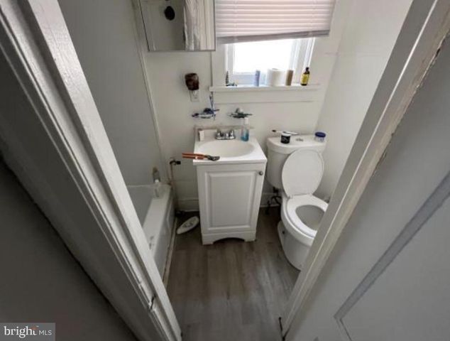 131 S MACDADE BLVD, Darby, PA 19023