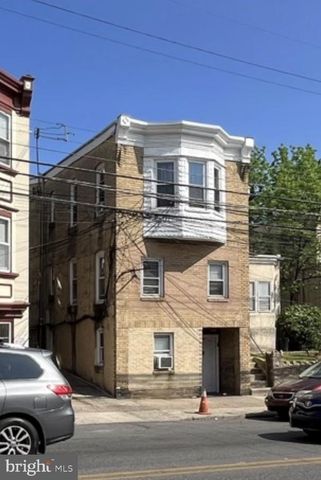 131 S MACDADE BLVD, Darby, PA 19023