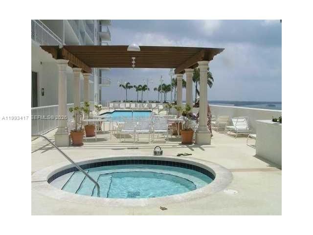 1200 Brickell Bay Dr 1510, Miami, FL 33131