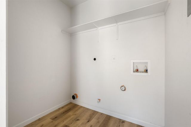 6209 Reicher DR, Austin, TX 78723