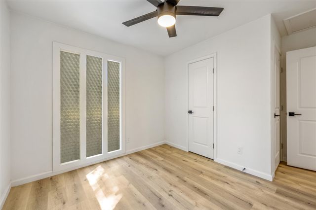 6209 Reicher DR, Austin, TX 78723