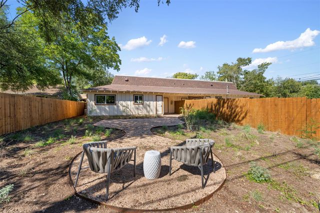 6209 Reicher DR, Austin, TX 78723