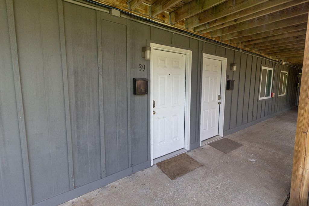 105 N GARTH AVE 39, Columbia, MO 65203