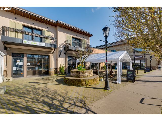 4329 N Mississippi Ave 5, Portland, OR 97217