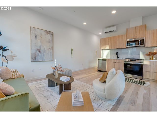 4329 N Mississippi Ave 5, Portland, OR 97217