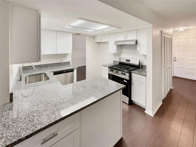 352 SESAME AVENUE, Apopka, FL 32703