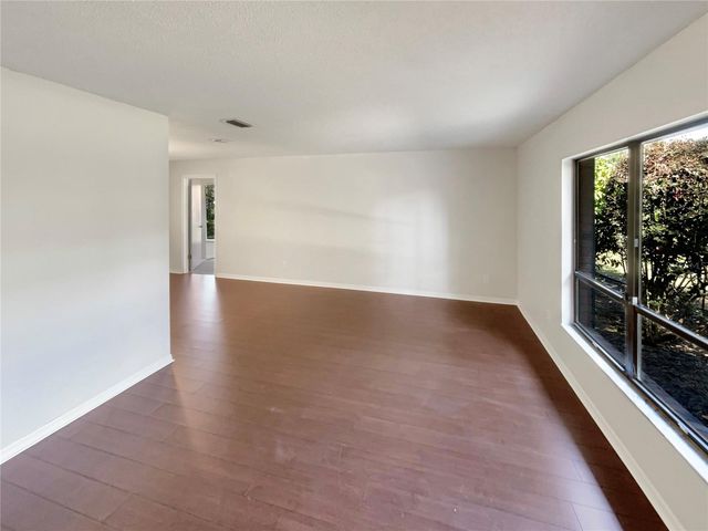 352 SESAME AVENUE, Apopka, FL 32703