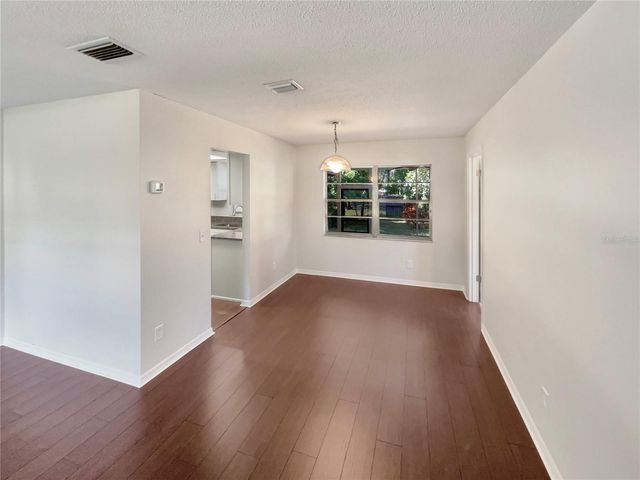 352 SESAME AVENUE, Apopka, FL 32703