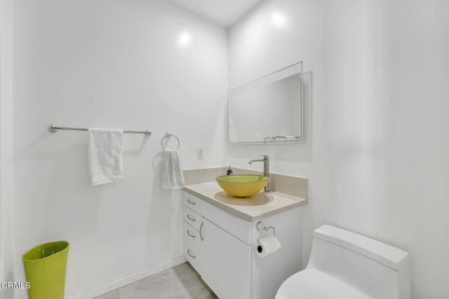 1254 N Hill Avenue, Pasadena, CA 91104