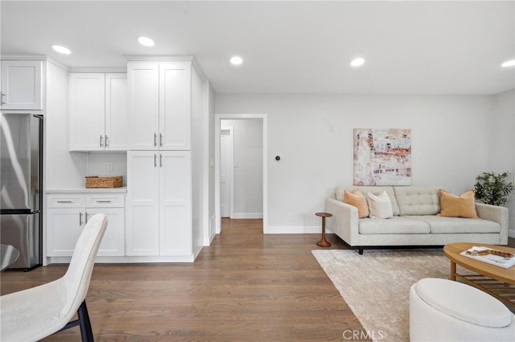 7663 Airlie Drive, Tujunga, CA 91042 — photo 4