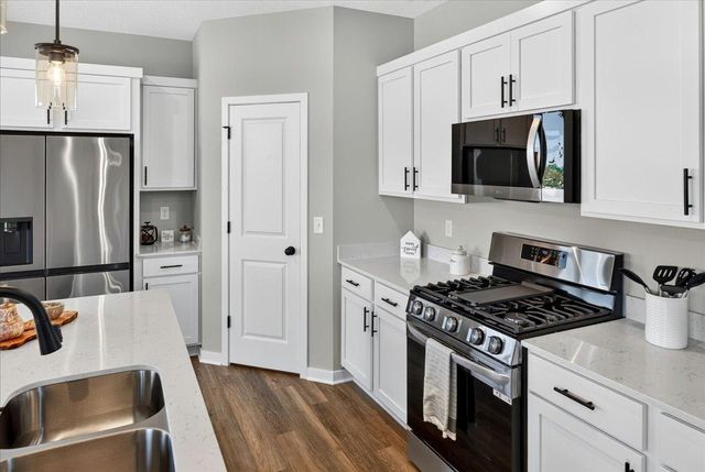 3135 Jandura Avenue NE, Saint Michael, MN 55376