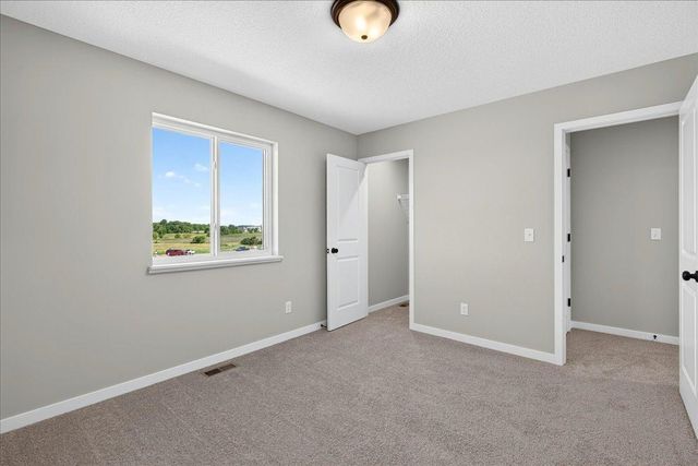 3135 Jandura Avenue NE, Saint Michael, MN 55376