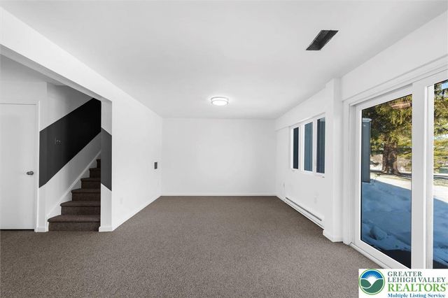 1806 Bent Pine Hill, Upper Macungie Twp, PA 18051