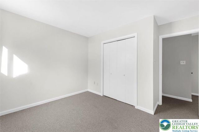 1806 Bent Pine Hill, Upper Macungie Twp, PA 18051