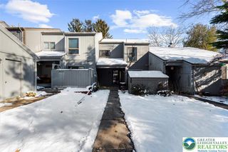 1806 Bent Pine Hill, Upper Macungie Twp, PA 18051