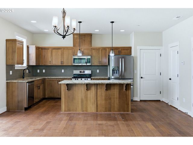 10837 Sw CARINTHIA Cir, Wilsonville, OR 97070