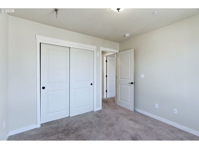 10837 Sw CARINTHIA Cir, Wilsonville, OR 97070