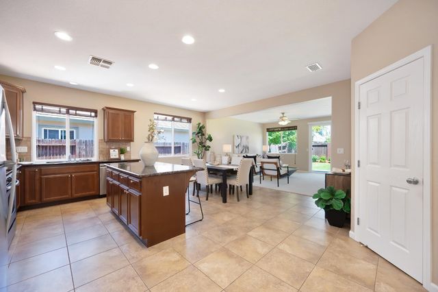 4151 Choteau Cir, Rancho Cordova, CA 95742