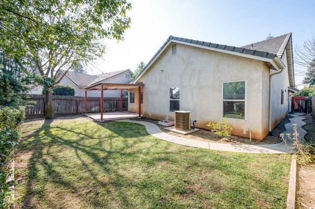 10304 N Recreation Avenue, Fresno, CA 93730