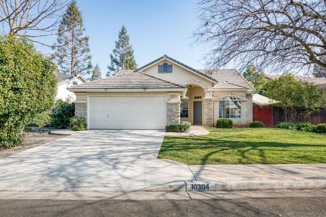10304 N Recreation Avenue, Fresno, CA 93730