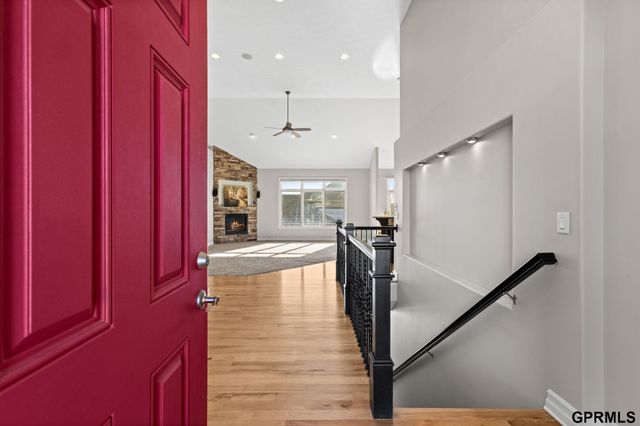 17055 Corby Street, Omaha, NE 68116