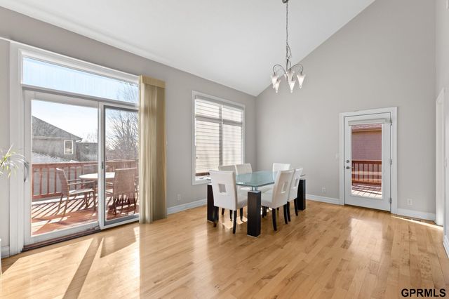 17055 Corby Street, Omaha, NE 68116