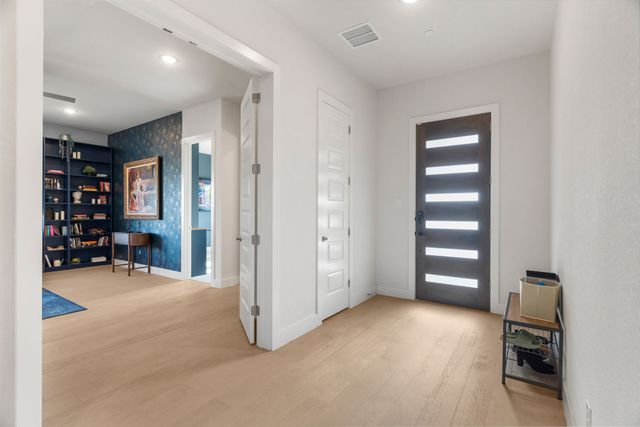 930 Peppy San Trail, Lucas, TX 75002