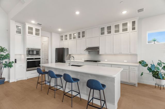 930 Peppy San Trail, Lucas, TX 75002
