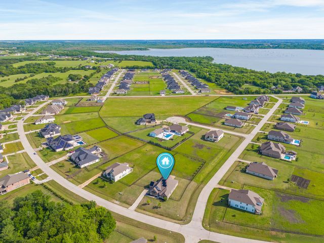 930 Peppy San Trail, Lucas, TX 75002