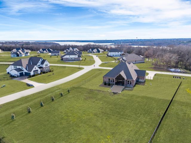 930 Peppy San Trail, Lucas, TX 75002
