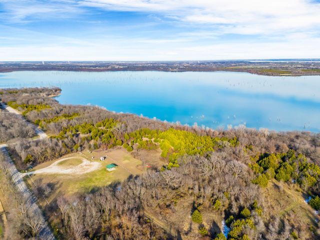 930 Peppy San Trail, Lucas, TX 75002